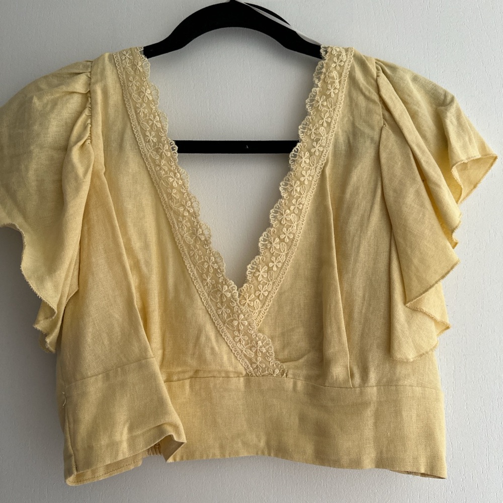 Love Tree Yellow Cropped Blouse size L - Picture 2 of 5